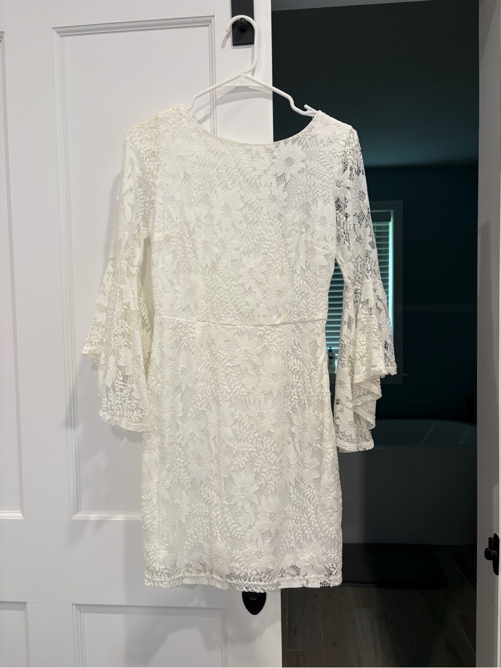 Lulu's Ivory Floral Lace Bell-Sleeve Dress